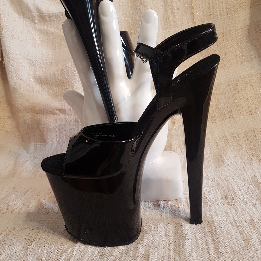 NEW Exotic high heel platform